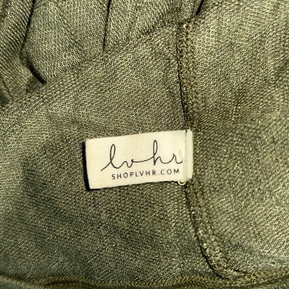 LVHR Revolve Sabina Crop Soft Micro Modal French Terry Raglan Sweatshirt Olive S - Picture 11 of 12